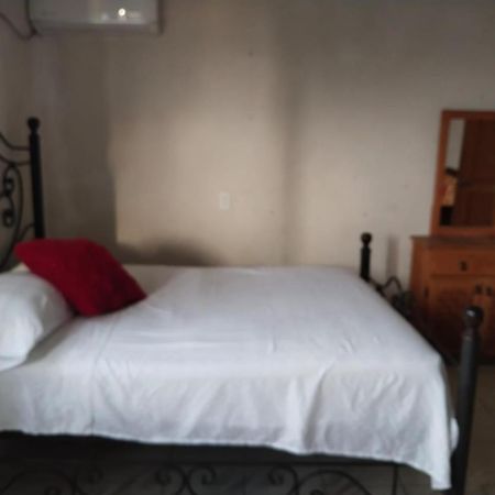 Hotel La Laguna เตคิวสควิซเทนโก ภายนอก รูปภาพ